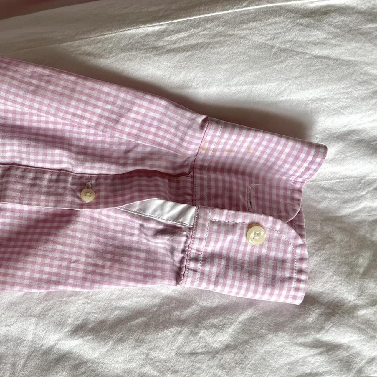 J.Crew pink vintage button up shirt ⭐️great... - Depop