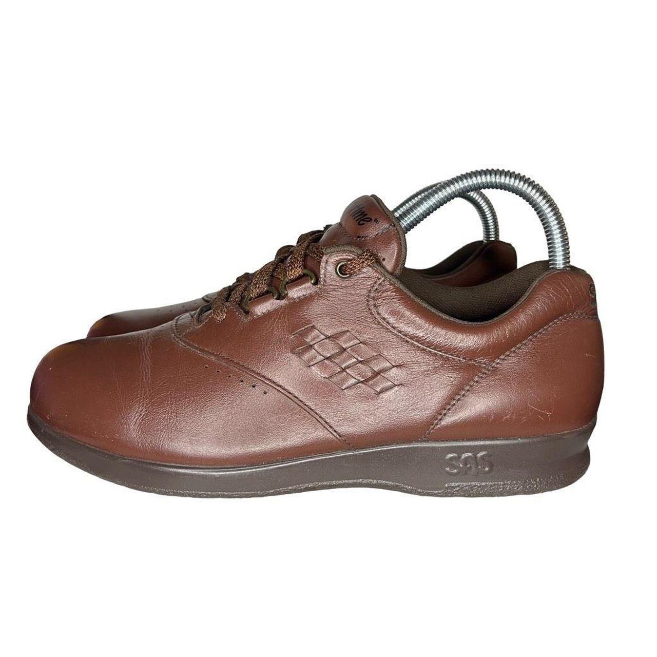 Nurses shoes near on sale me