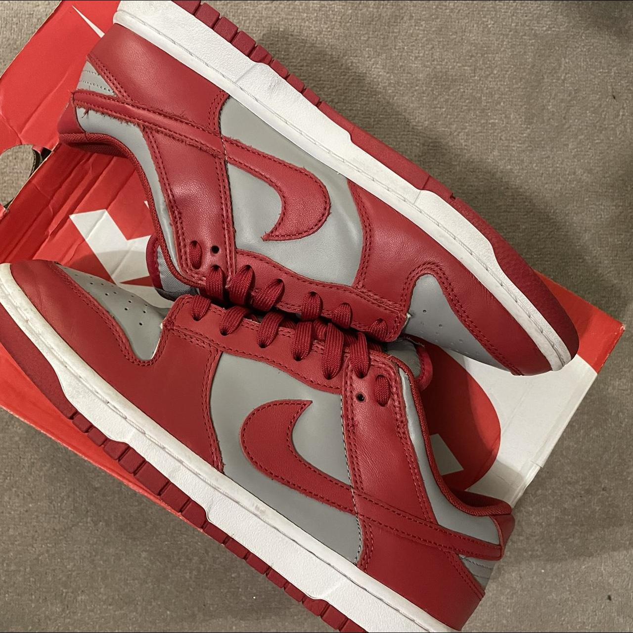 dunk low varsity red on feet