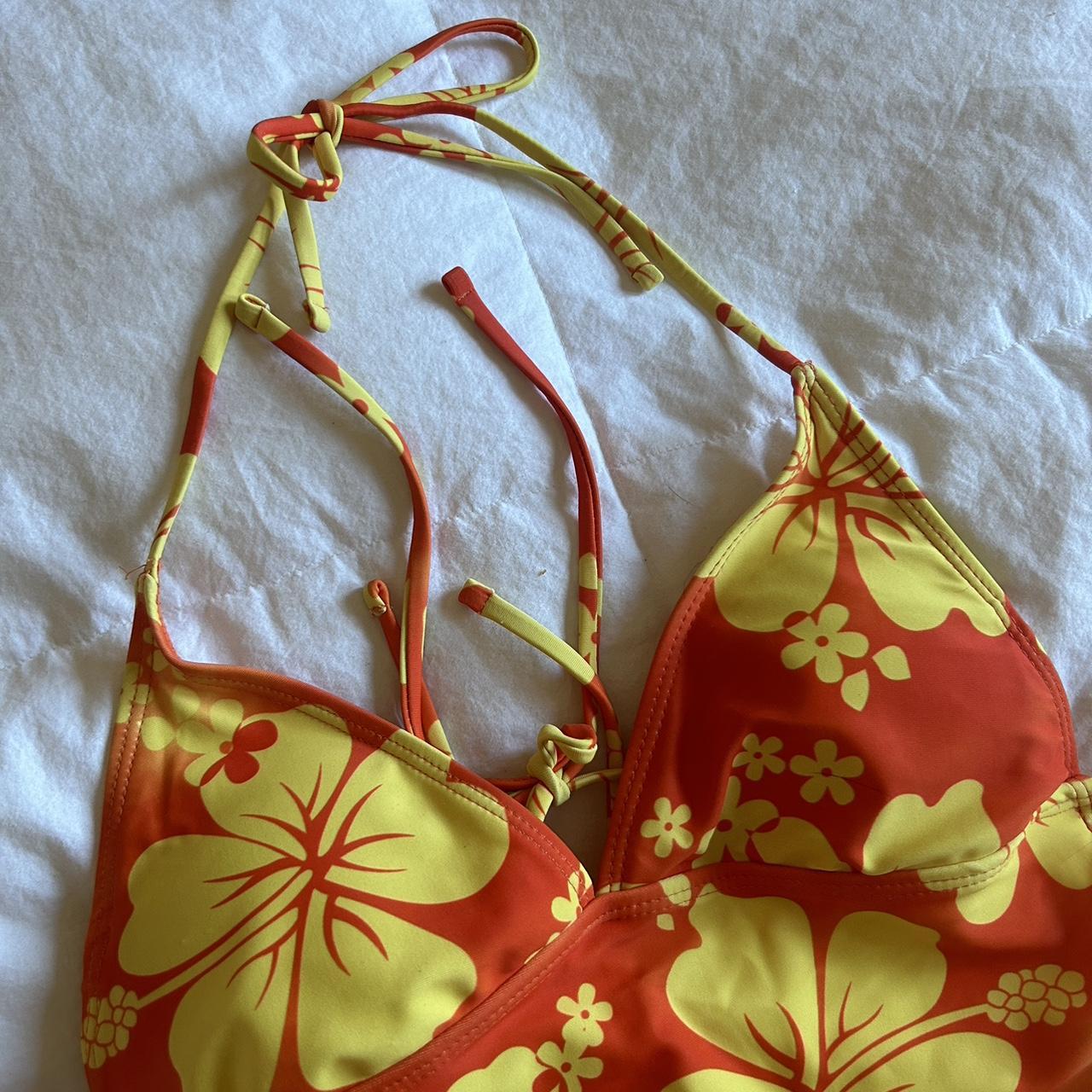 SHEIN, beachy flower swim suit size xs, never warn it - Depop