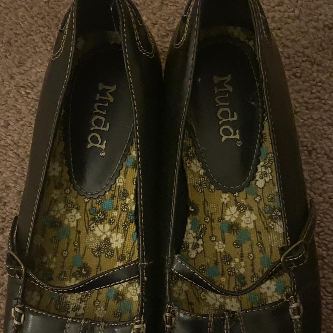 mudd shoes flats