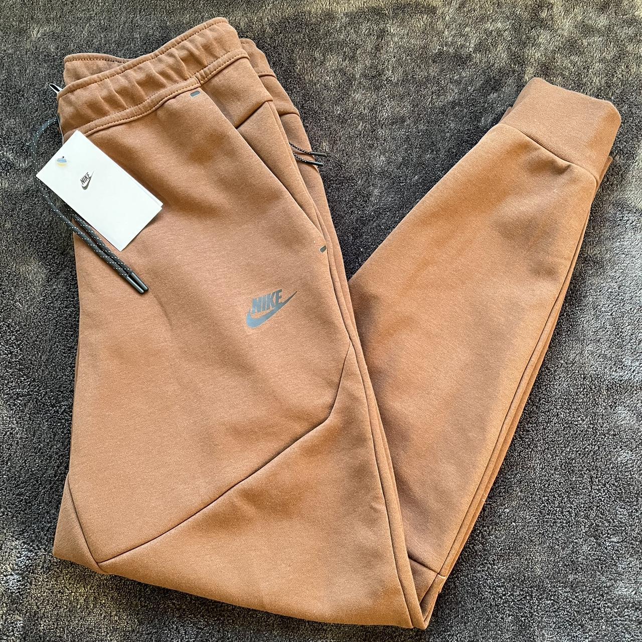 mens nike tech bottoms