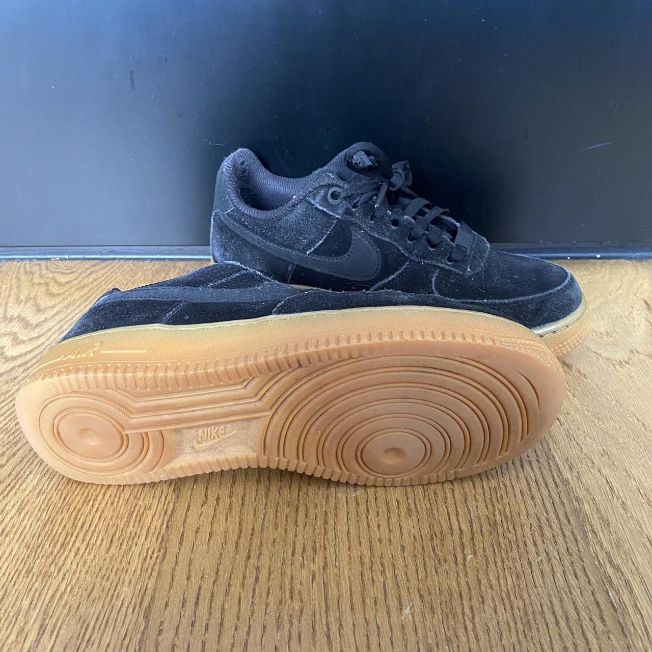 mens nike air force 1 black gum sole