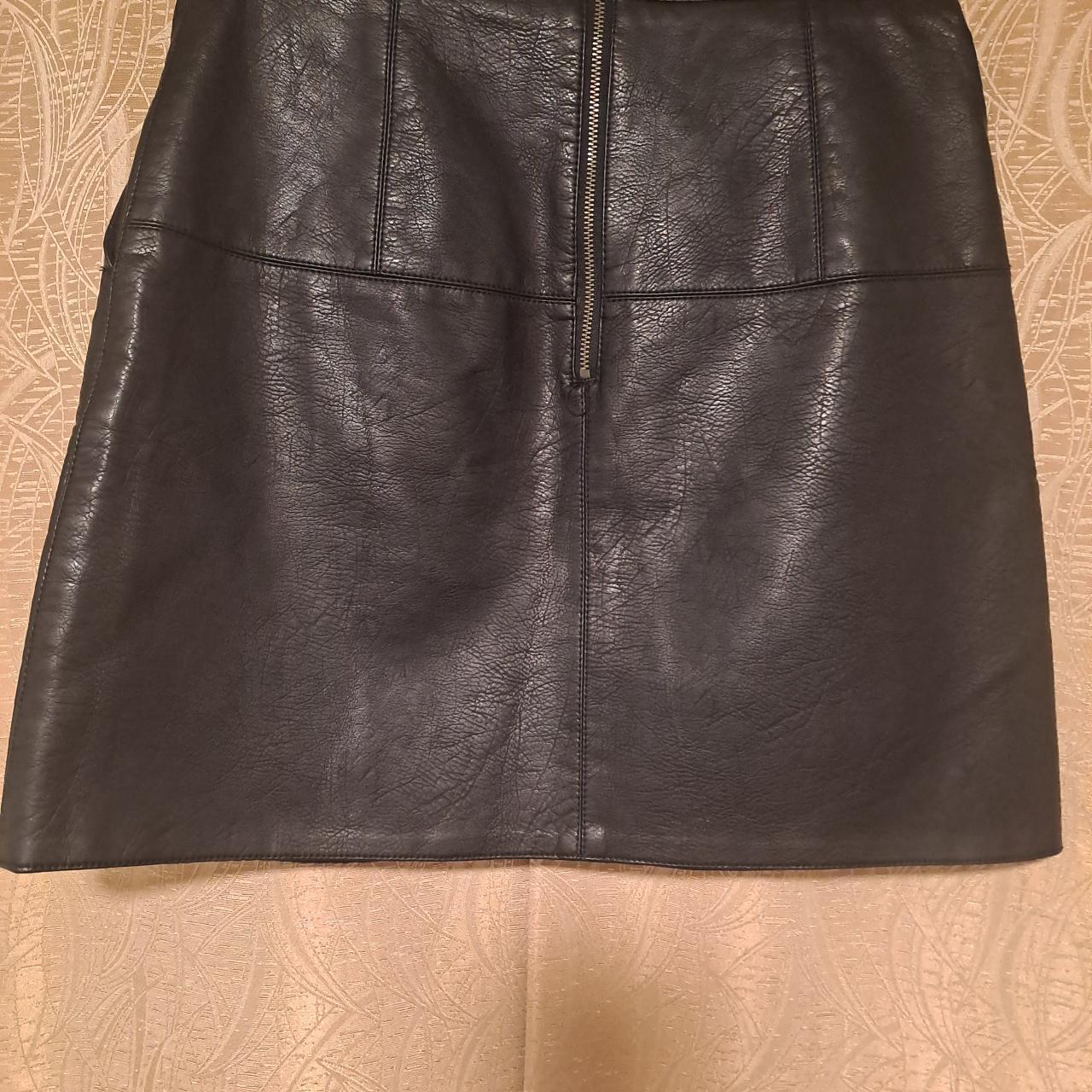 Dotti Men's Black Skirt | Depop