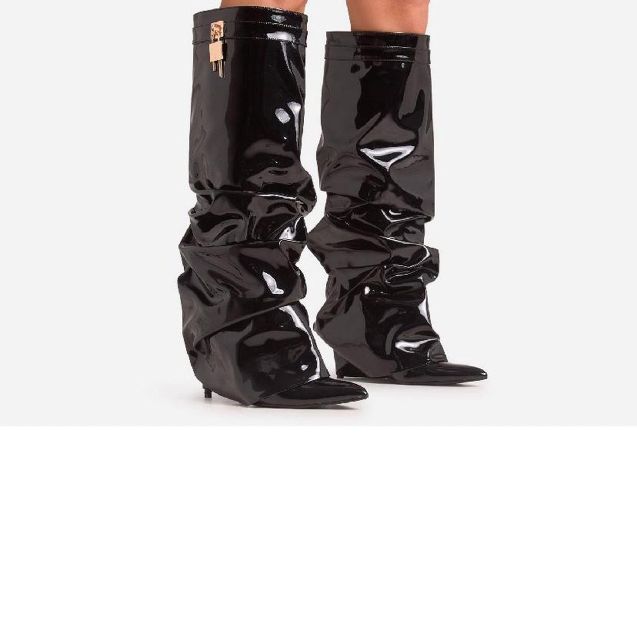 item listed by user98643322