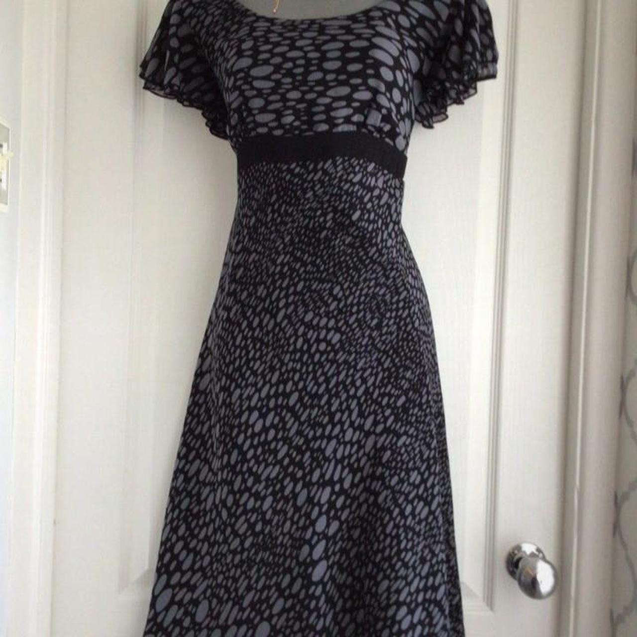 Per Uno dress black with grey bubble design. Size 14 - Depop