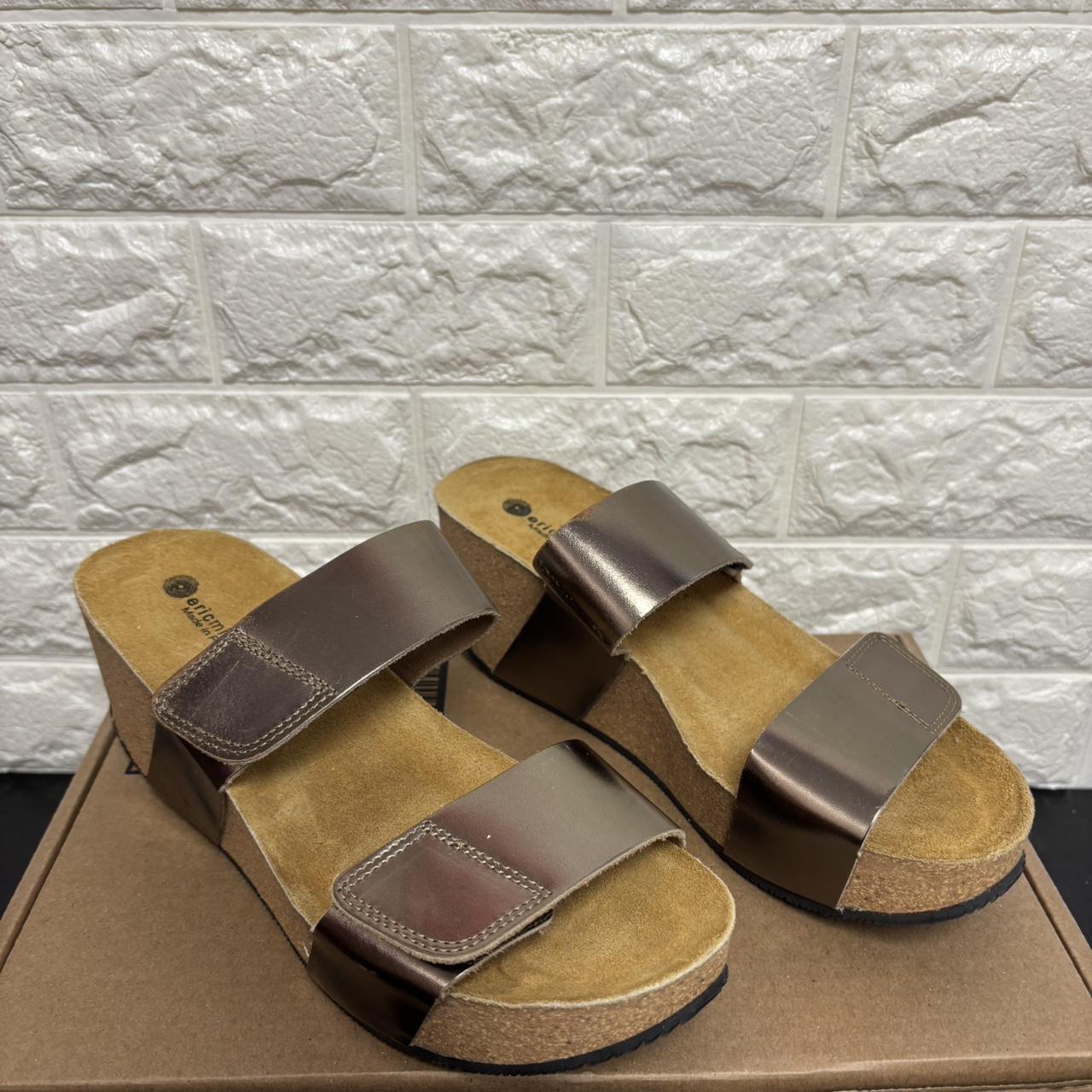 item listed by jnalmxoxo