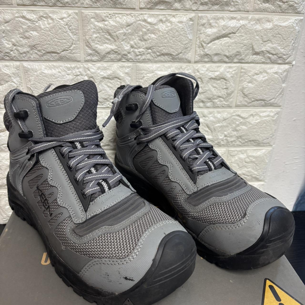 item listed by jnalmxoxo