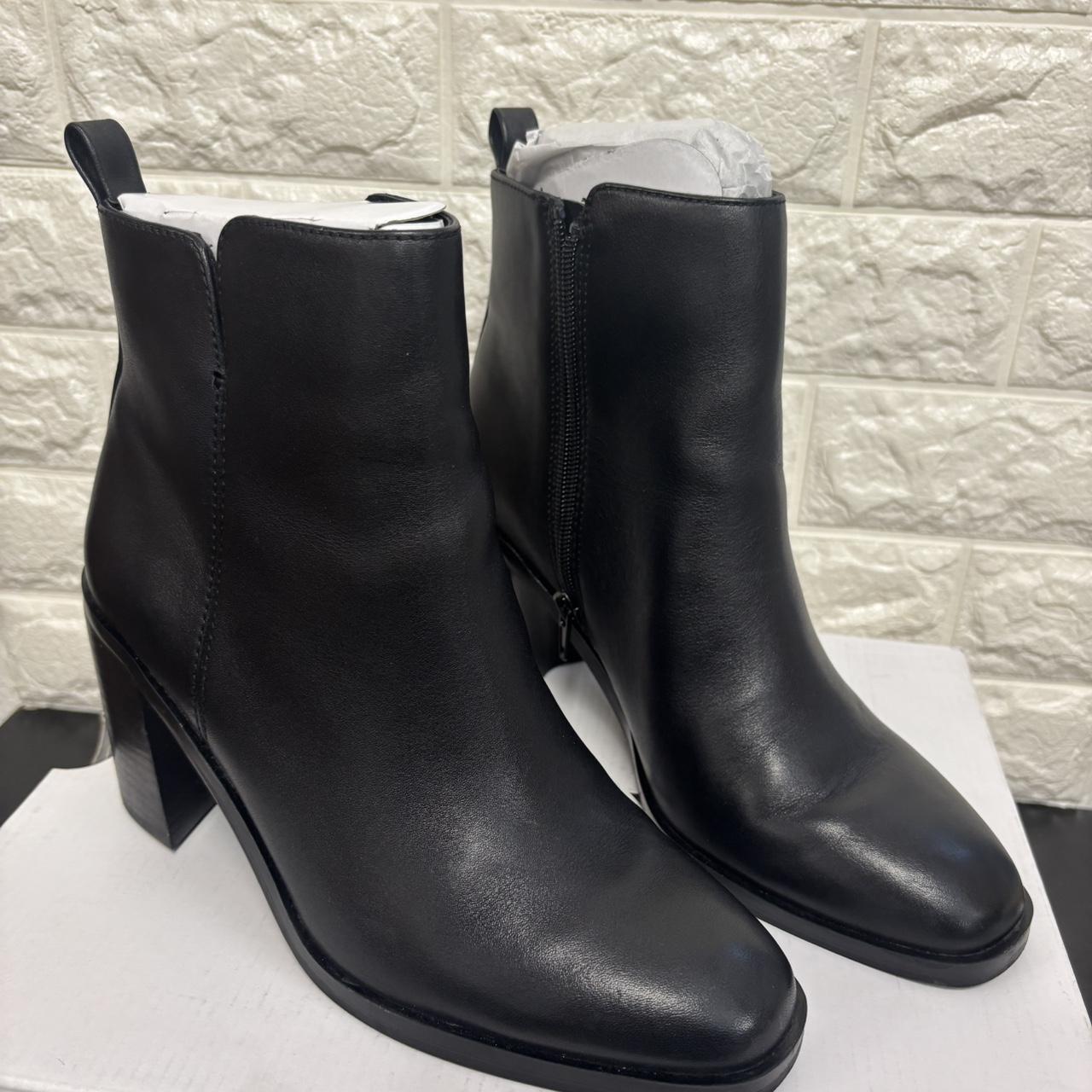 item listed by jnalmxoxo