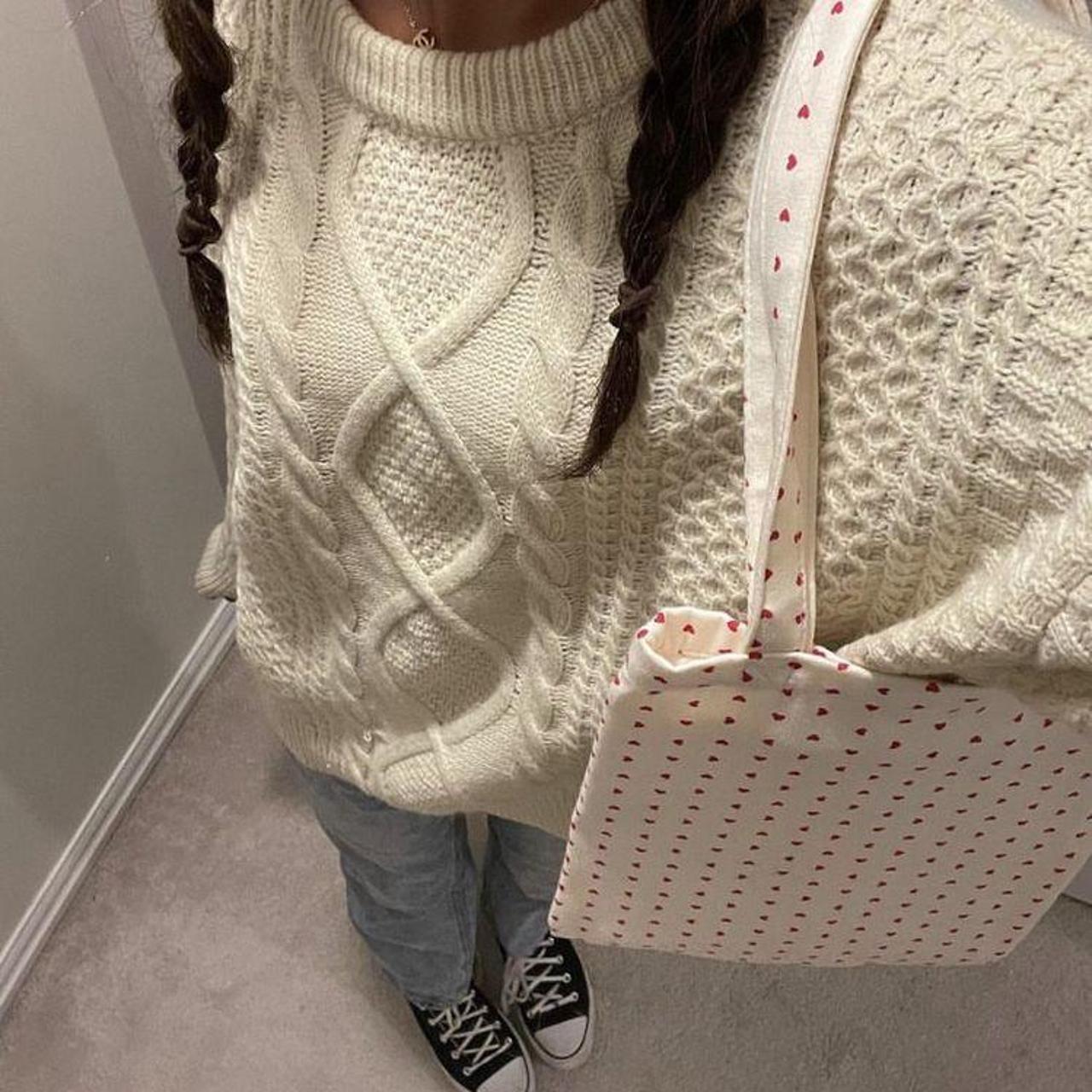 H&M Women's White Jumper Depop