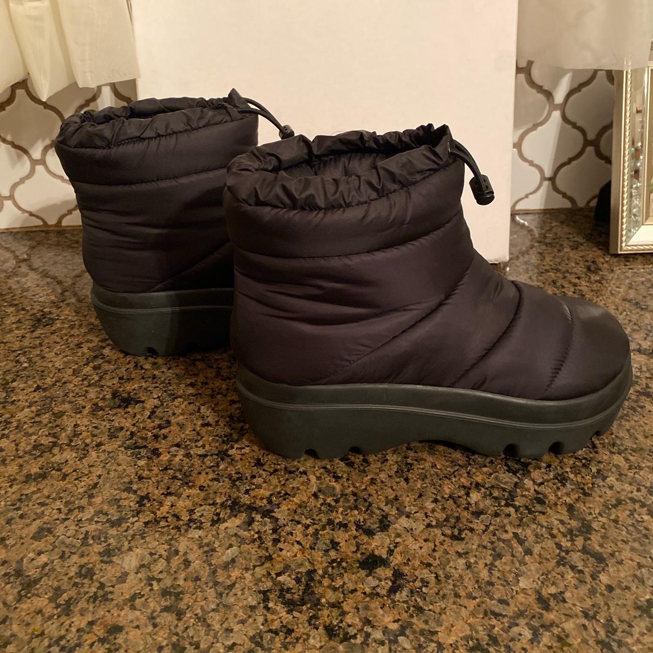 Proenza Schouker black storm quilted snow boots Depop