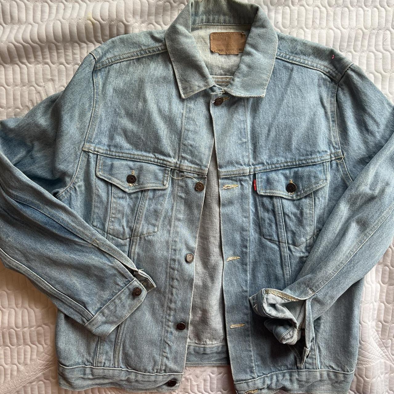 Vintage 90's Levis Jean Jacket mens size large... Depop