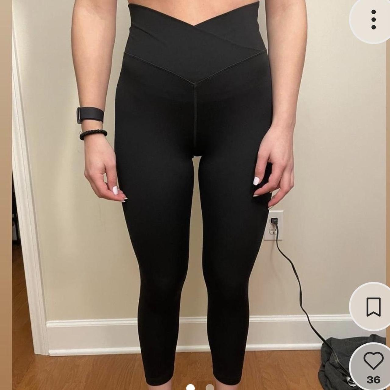 American Eagle Outfitters Women's Black Leggings Depop