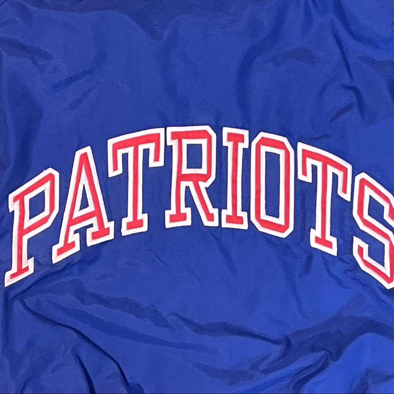 Vintage 90s New England Patriots crewneck - Depop