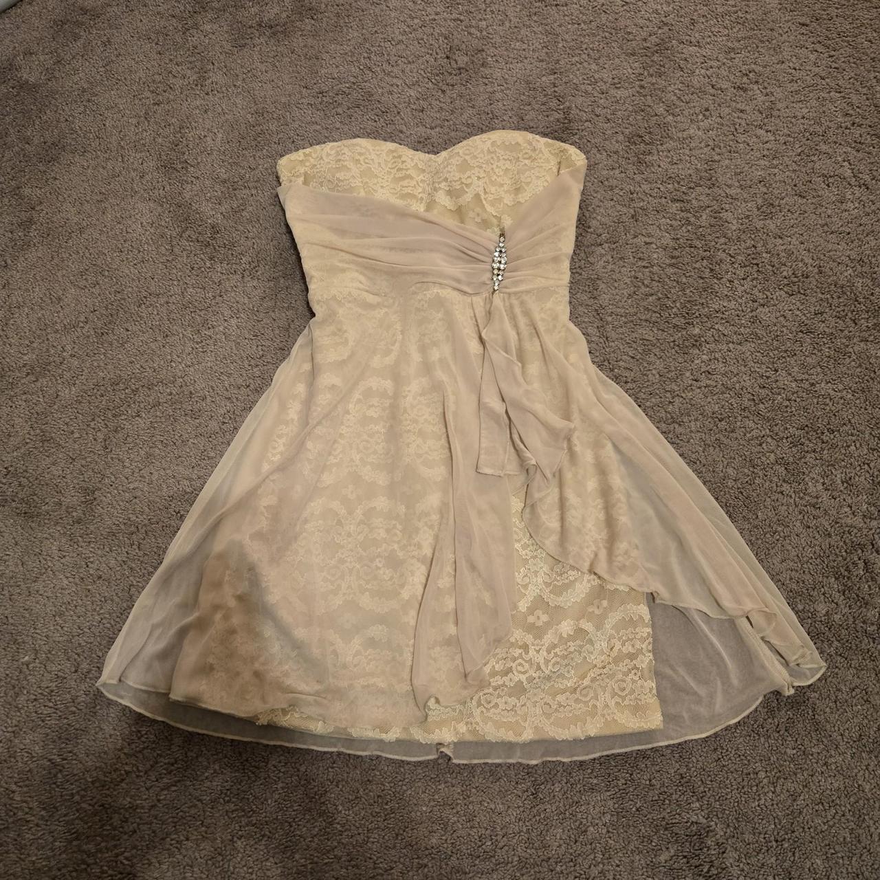 item listed by pastelasthetic