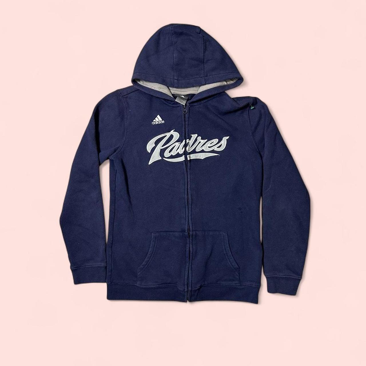 item listed by jayy_vintage