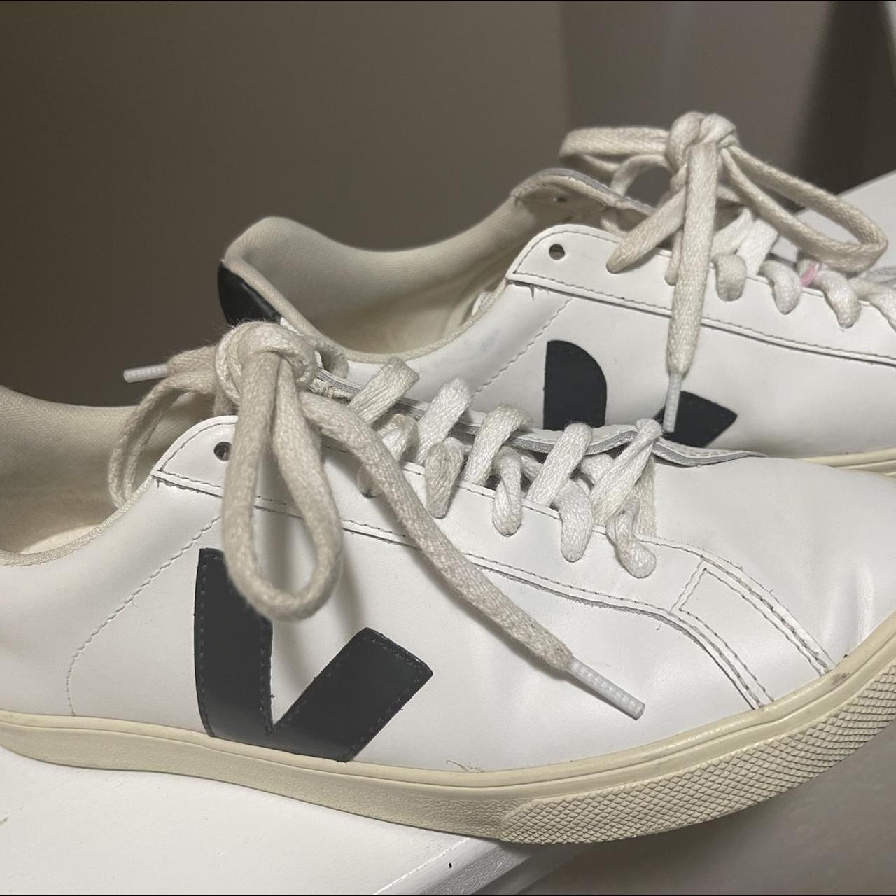 Veja sneaker, used in good condition Depop