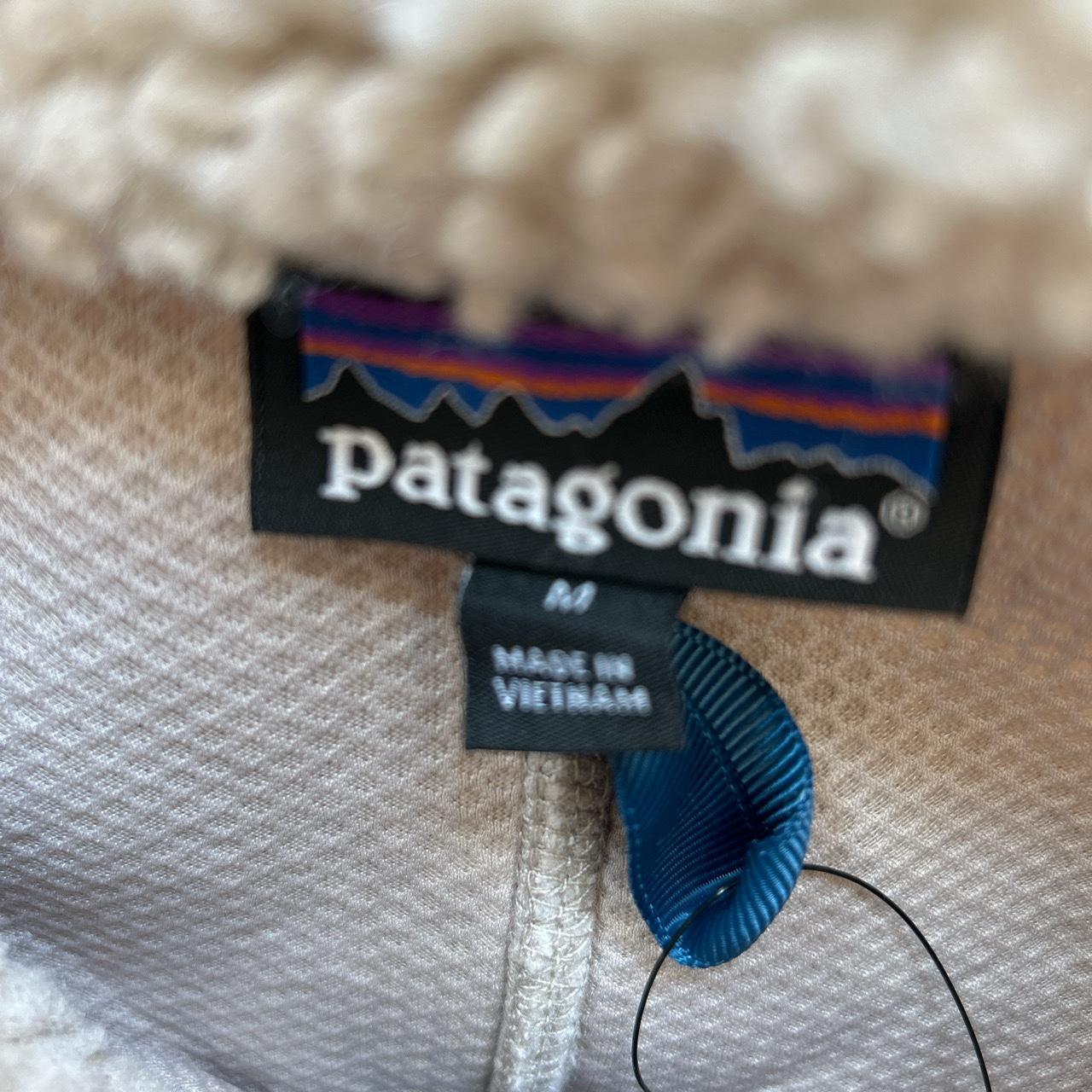 vintage retro x patagonia fleece, size medium fits... - Depop
