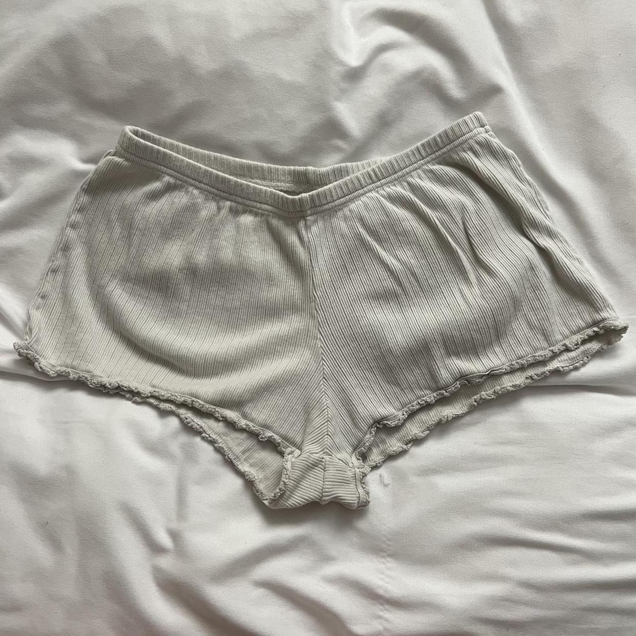 Brandy Melville lace lace undies - Depop