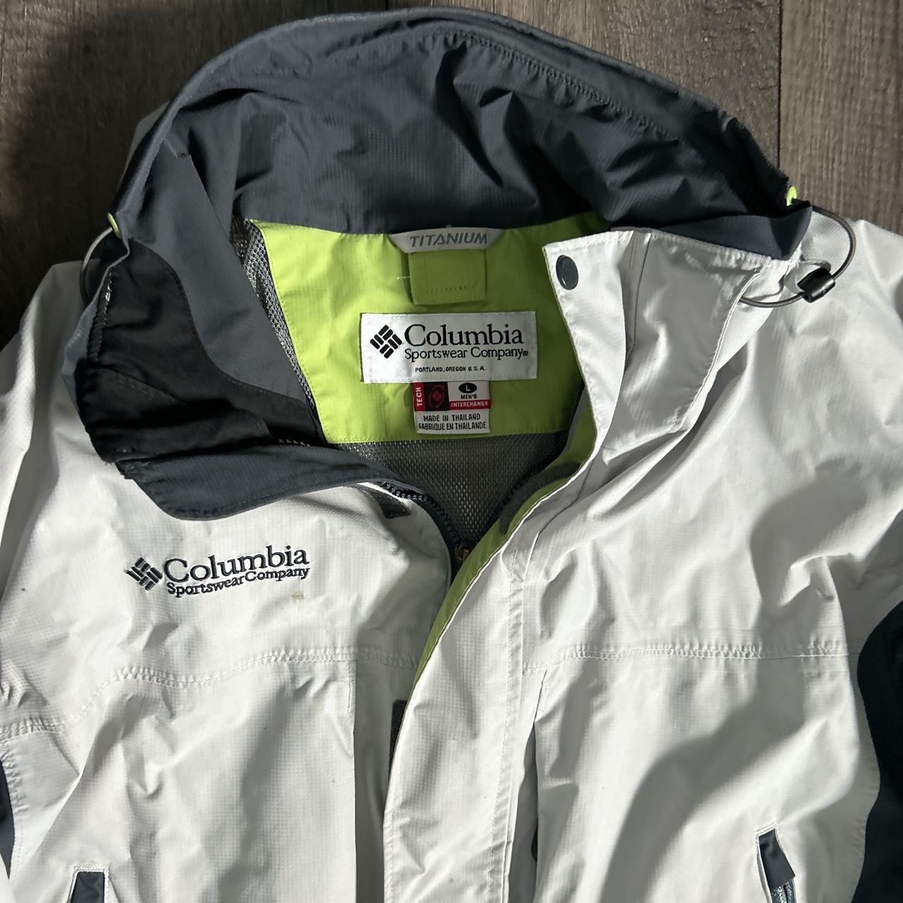 Columbia Sportswear Men's Grey Jacket | Depop