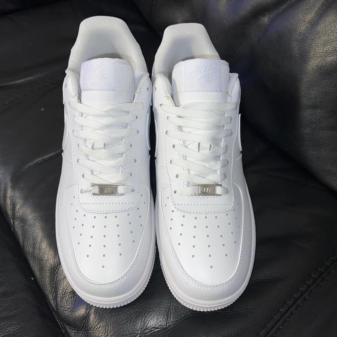 nike airforce1 trainers