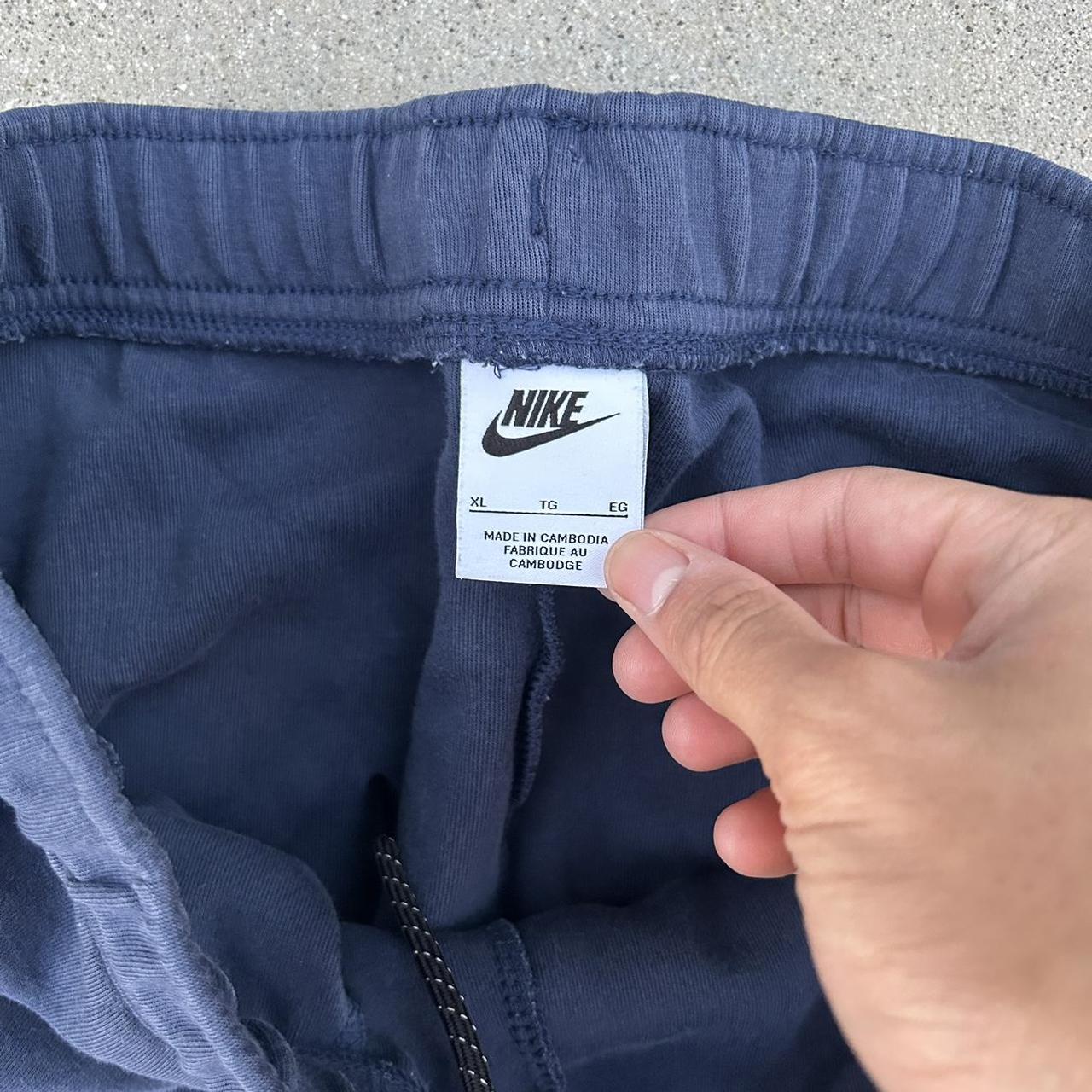 Nike Men's Blue and Navy Joggers-tracksuits | Depop