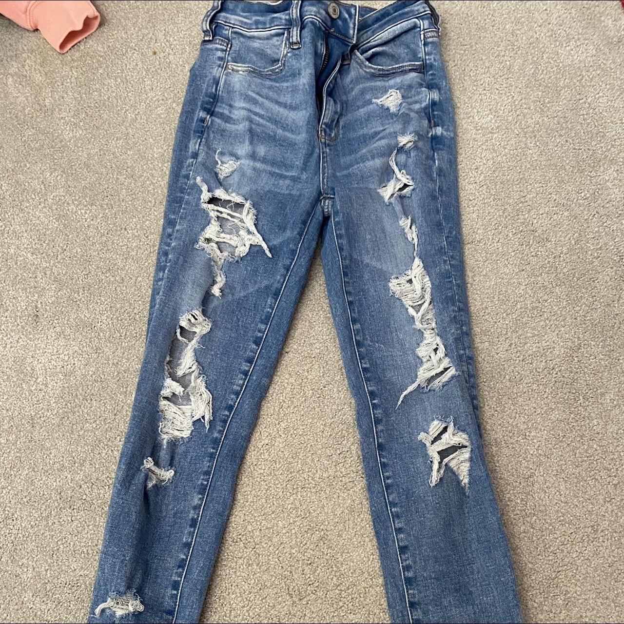 size 0 regular skinny jeans lots of rips very... - Depop