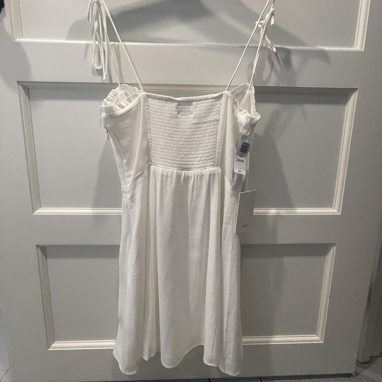Aritzia Wilfred mini dress. Perfect for graduation... Depop