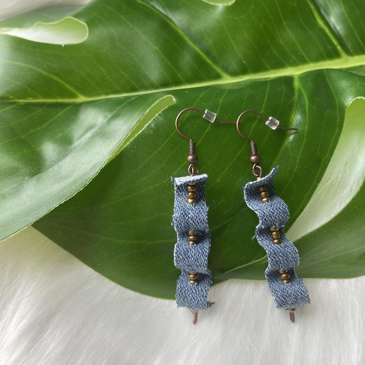 Super easy DIY leaf earrings to make from stuff from your closet | Wonder  Wardrobes