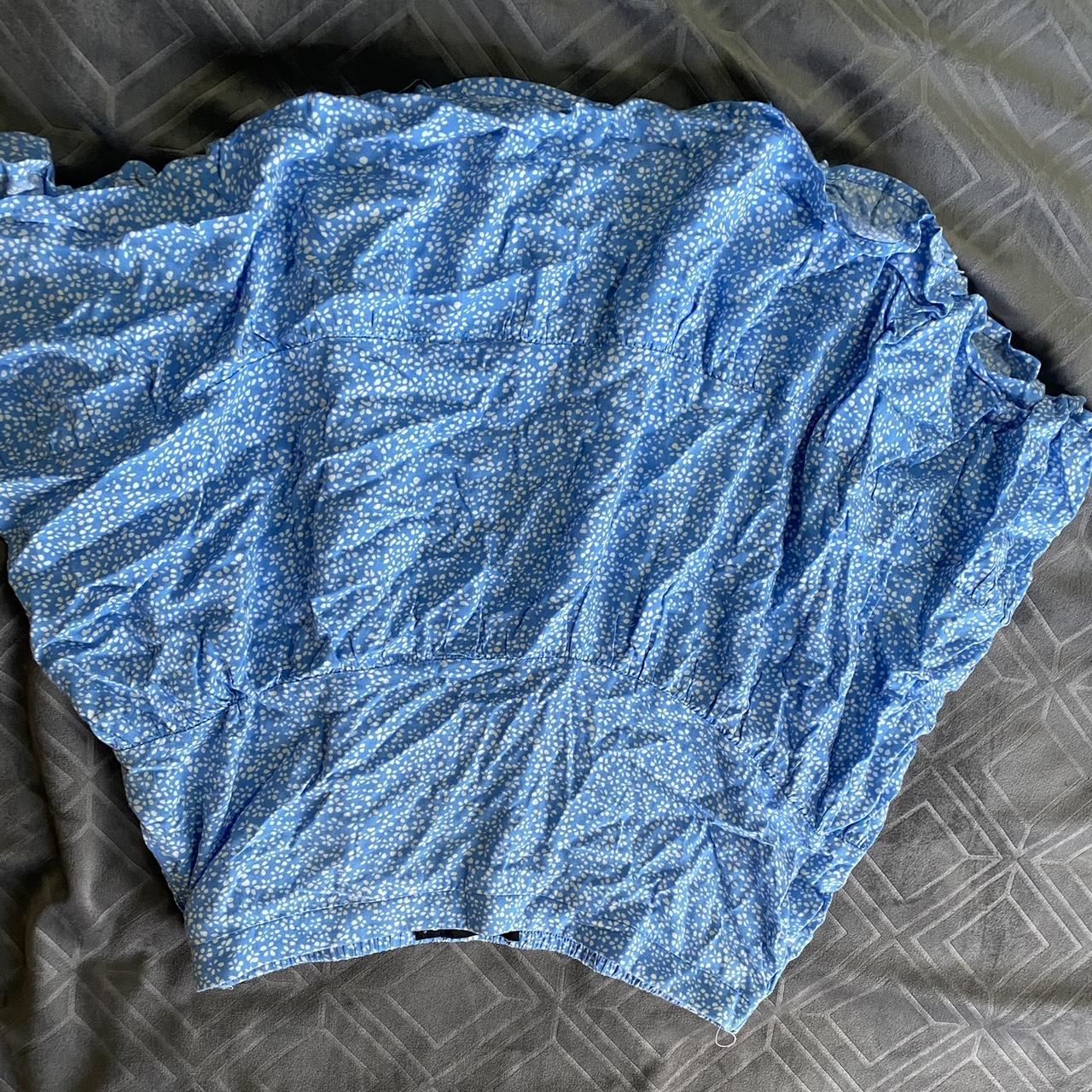 blue nunui skirt very flattering fit, only ever... - Depop
