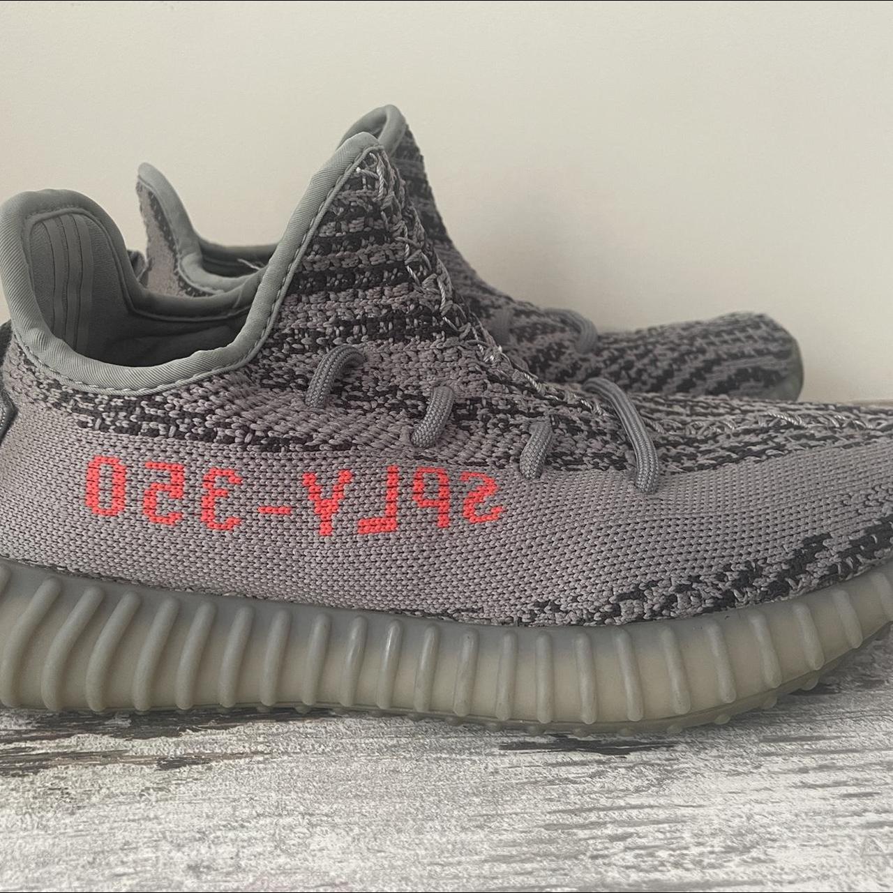 harga yeezy 350 v2 beluga