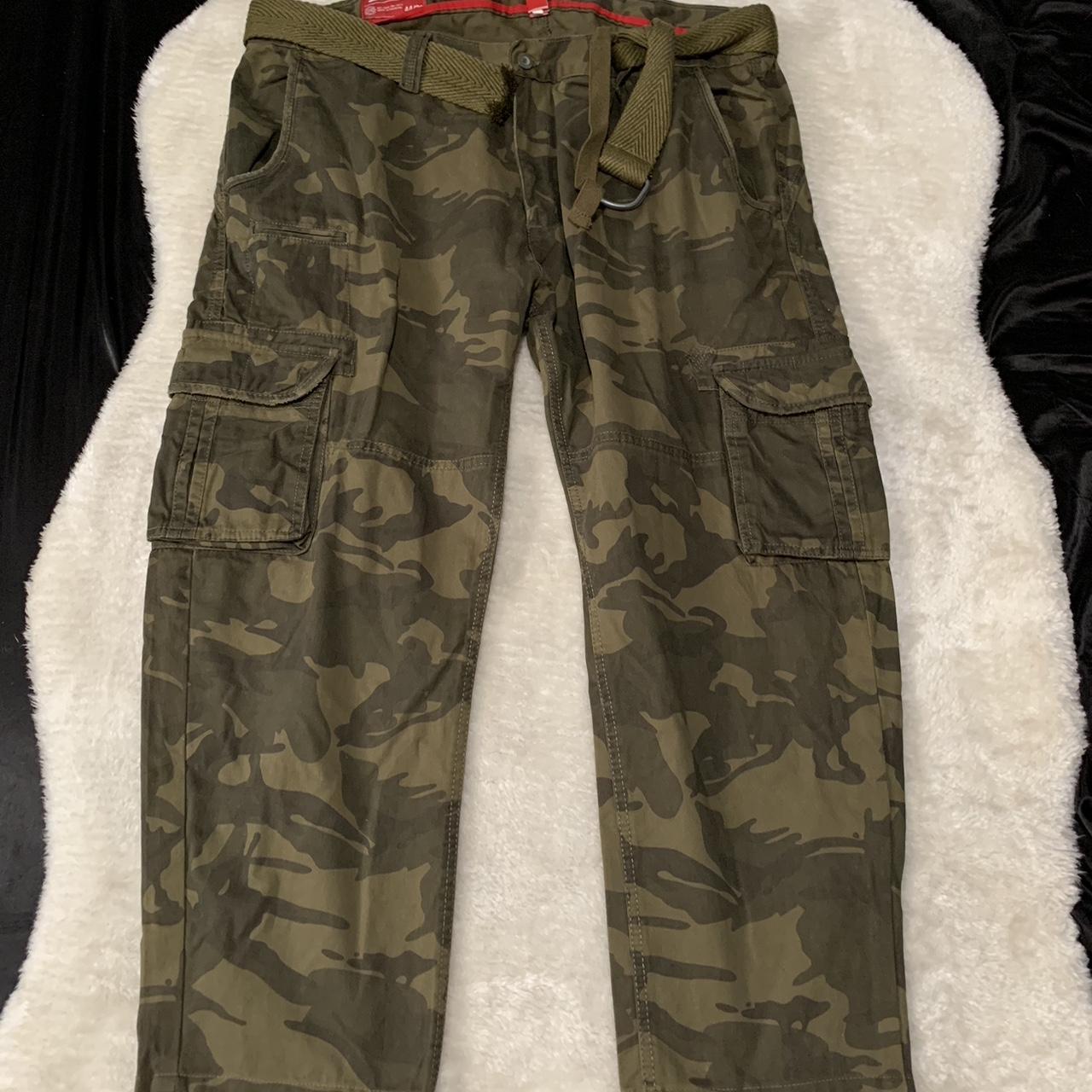 Jordan Craig Mens Cargo Camo Green Pants Size 44x28... - Depop