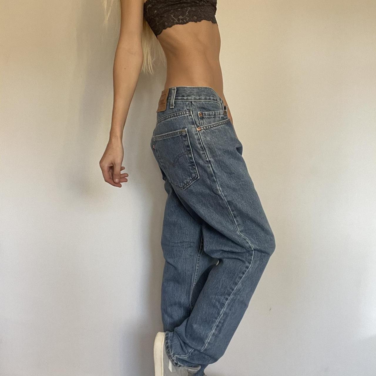 Vintage 1990s Light Wash Faded Levis 550s Relaxed Depop 