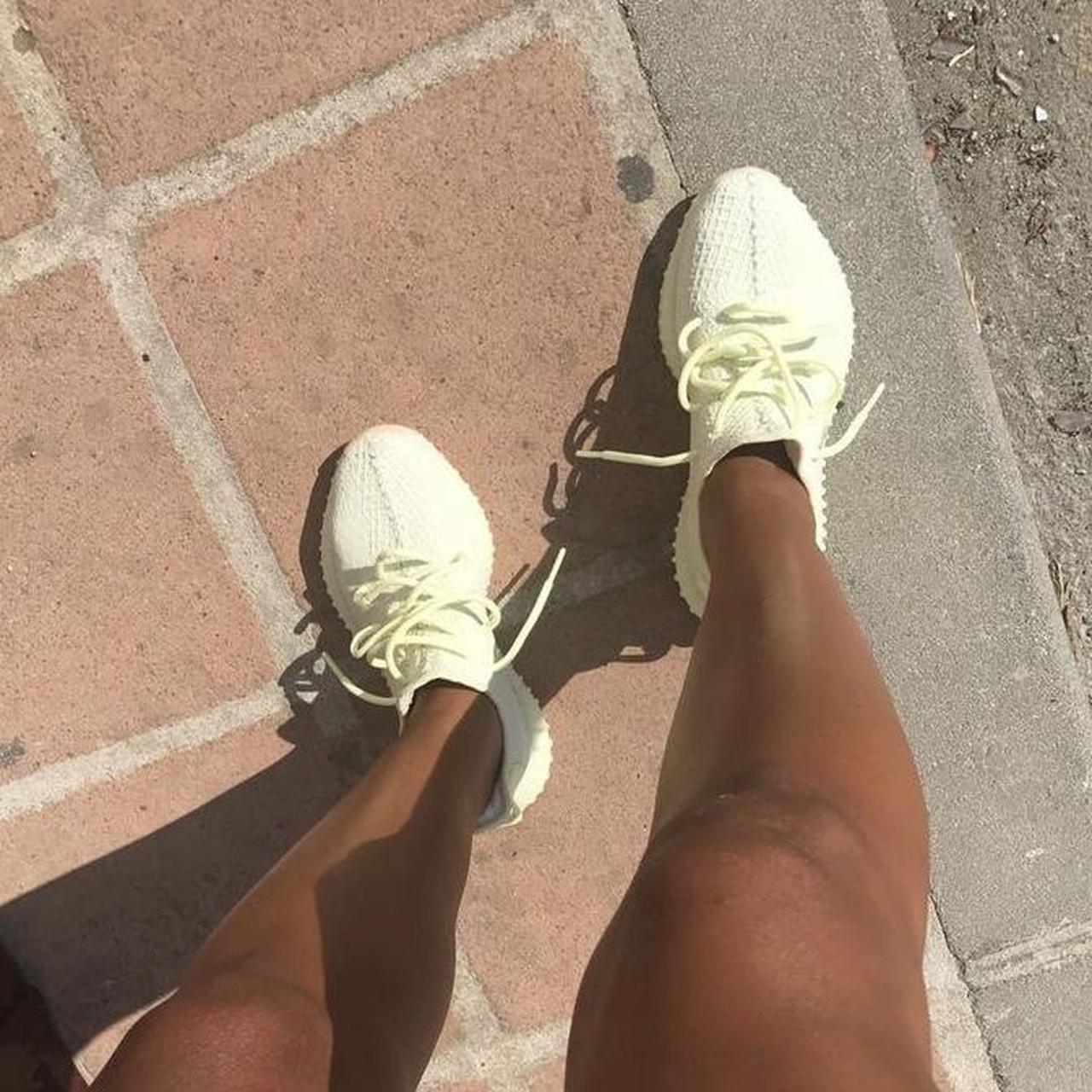 womens size 6 in yeezys