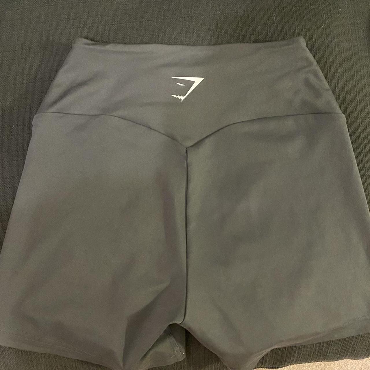 Gymshark Women's Grey Shorts (2)