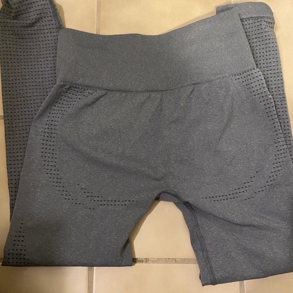 GYMSHARK VITAL SEAMLESS IN DARK GREY/GRAY ✰ Please - Depop