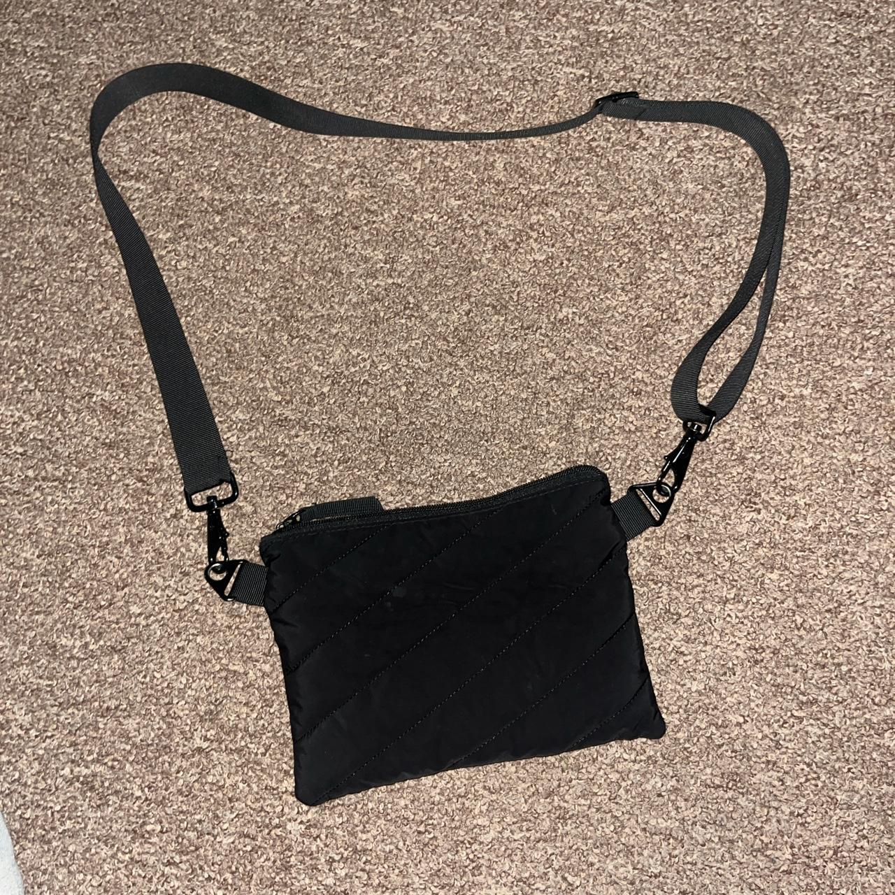 Trapstar Men's Black and White Bag Depop