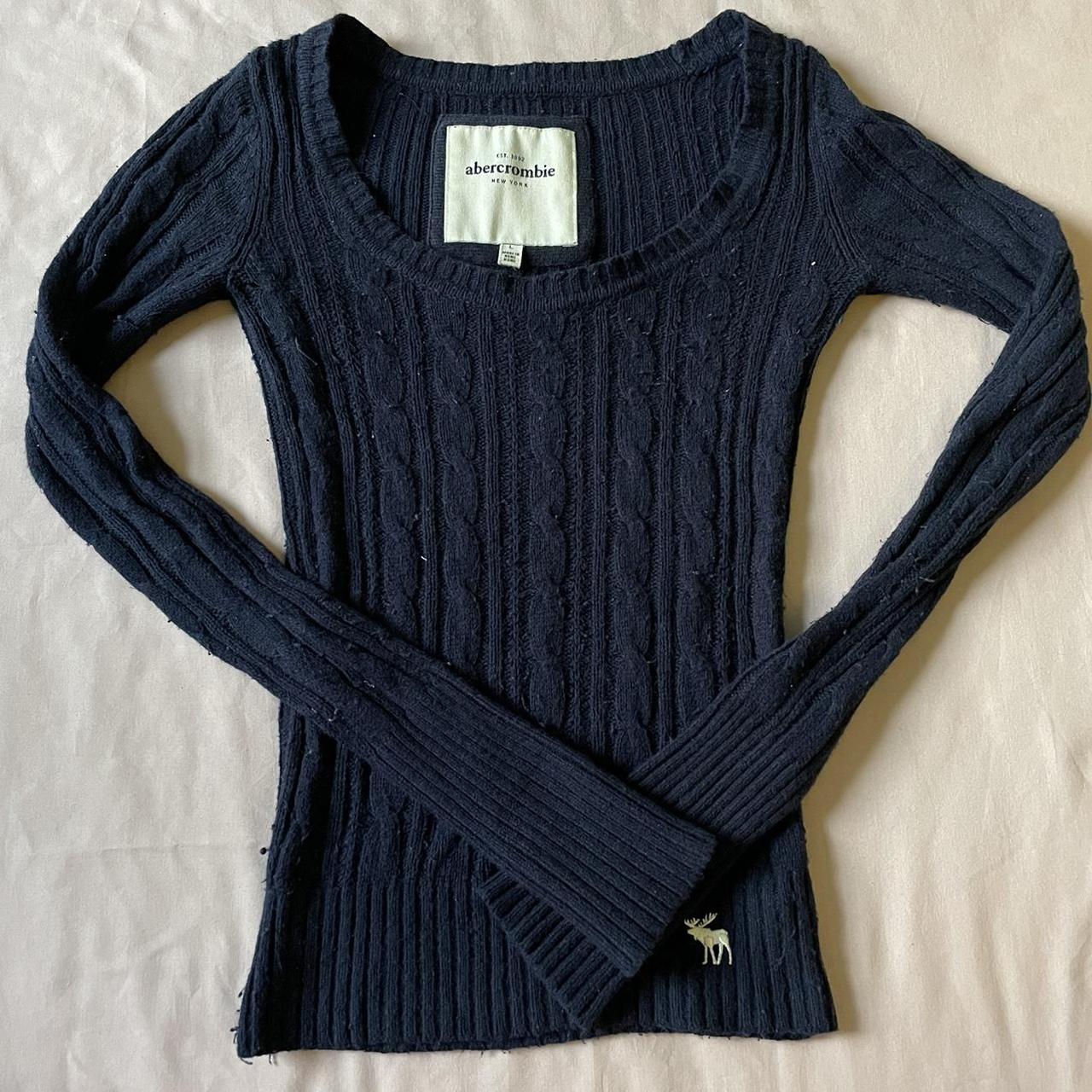 abercrombie cable knit 🍂☕️💌 size L—for reference im... - Depop