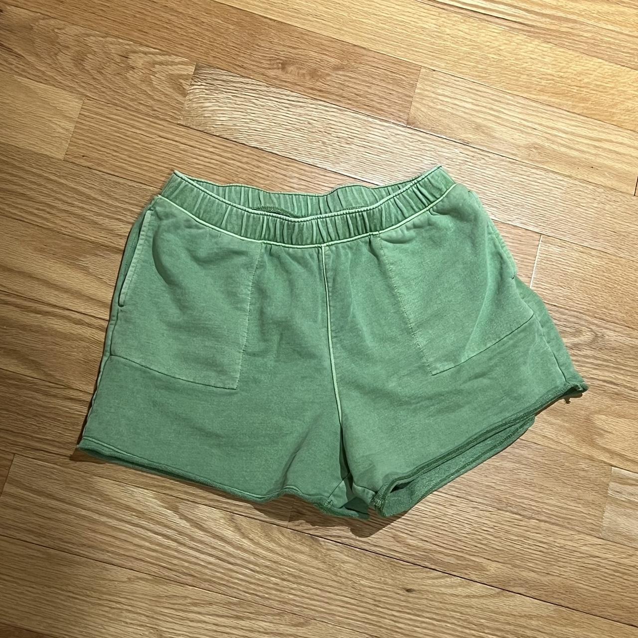 UNIVERSAL THREADS GREEN SHORTS🌿, Comfy lounge