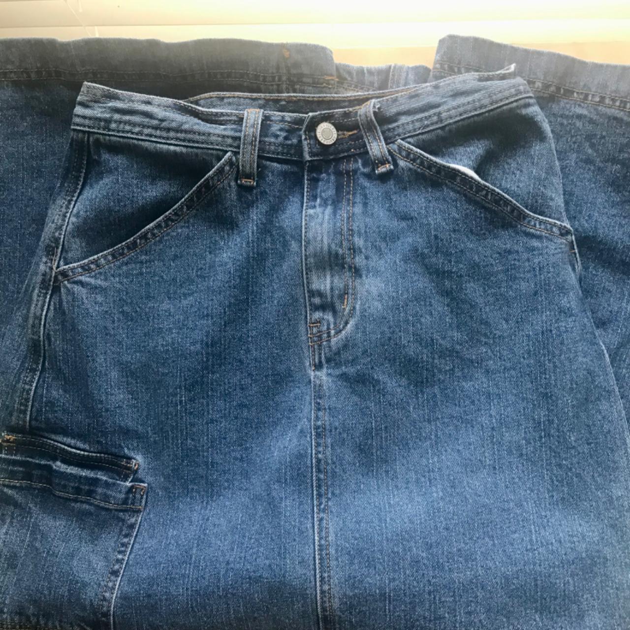 Brandy Melville Women's Navy and Blue Skirt | Depop