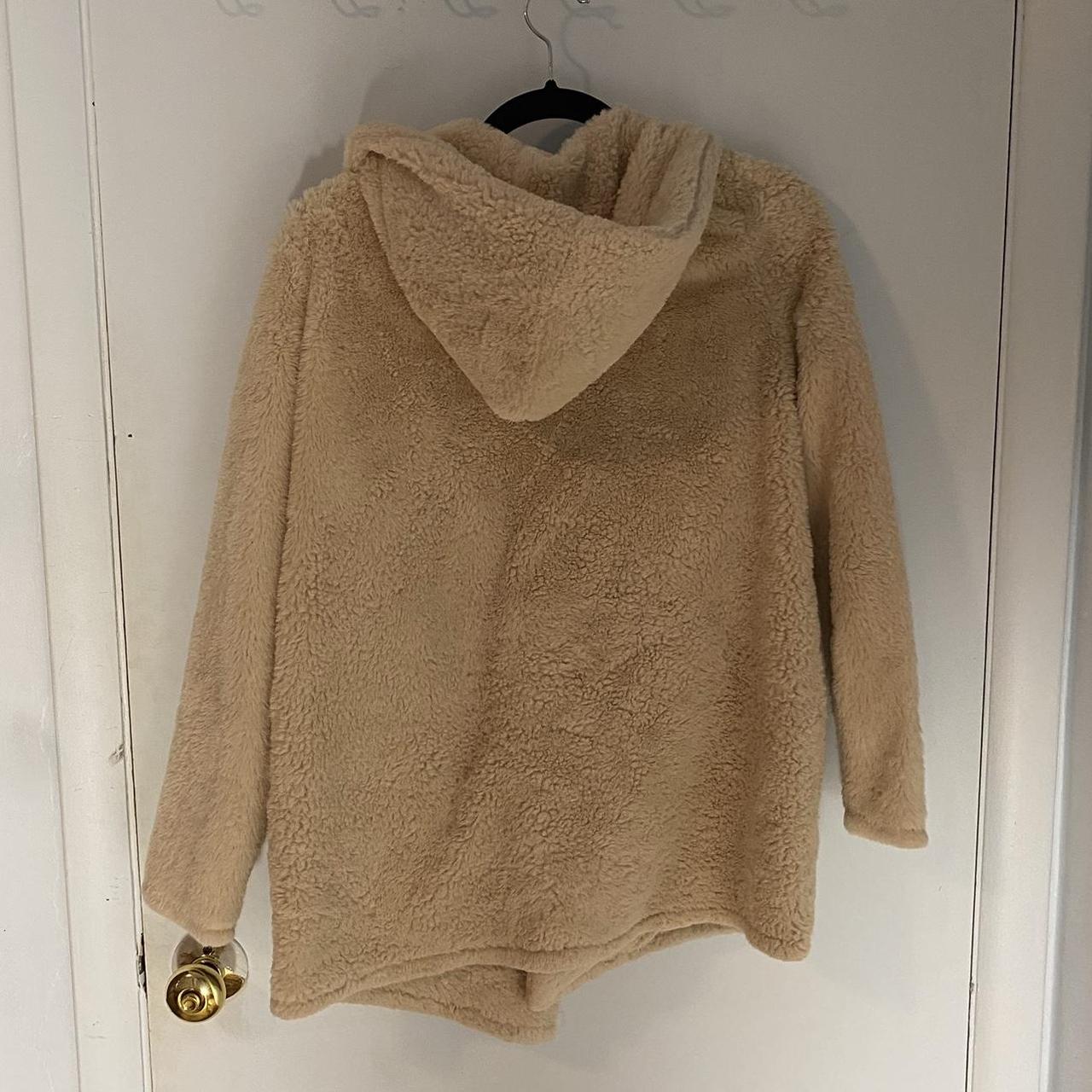 Brandy melville clearance sandra fur coat