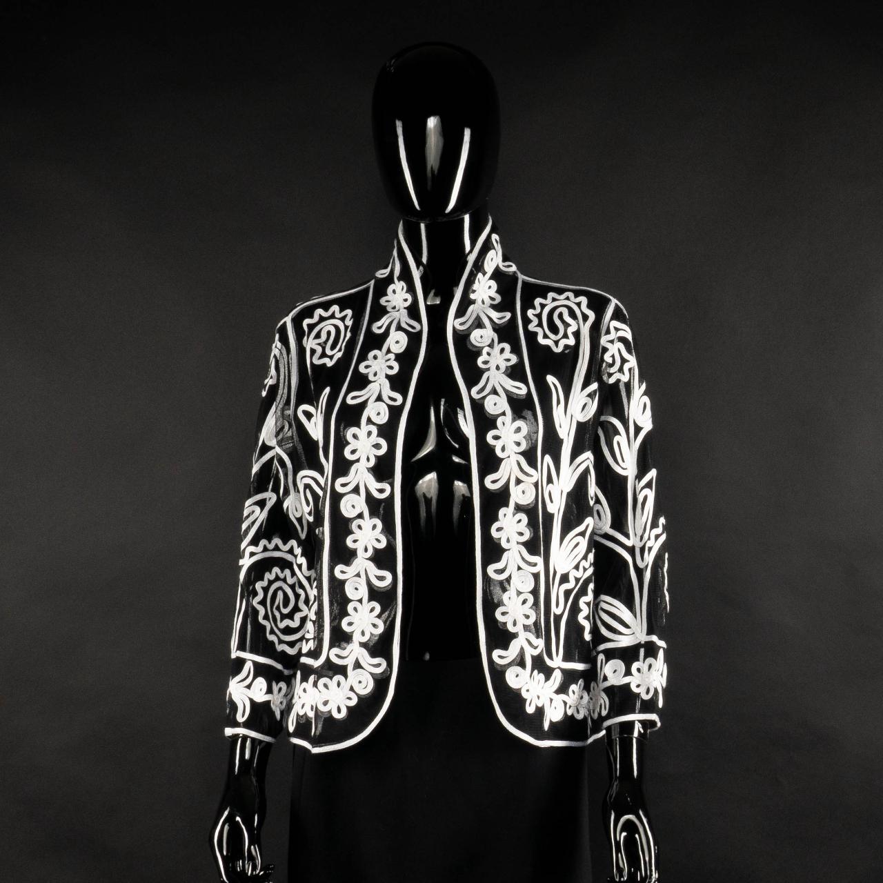 Women's Black and White Jacket Depop