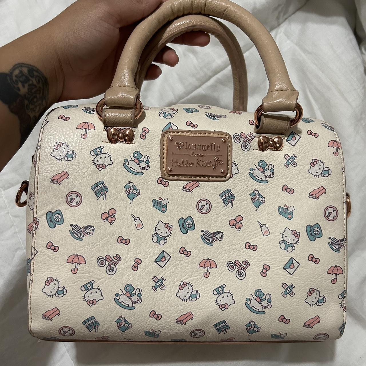 Store Loungefly Sanrio Satchel RARE