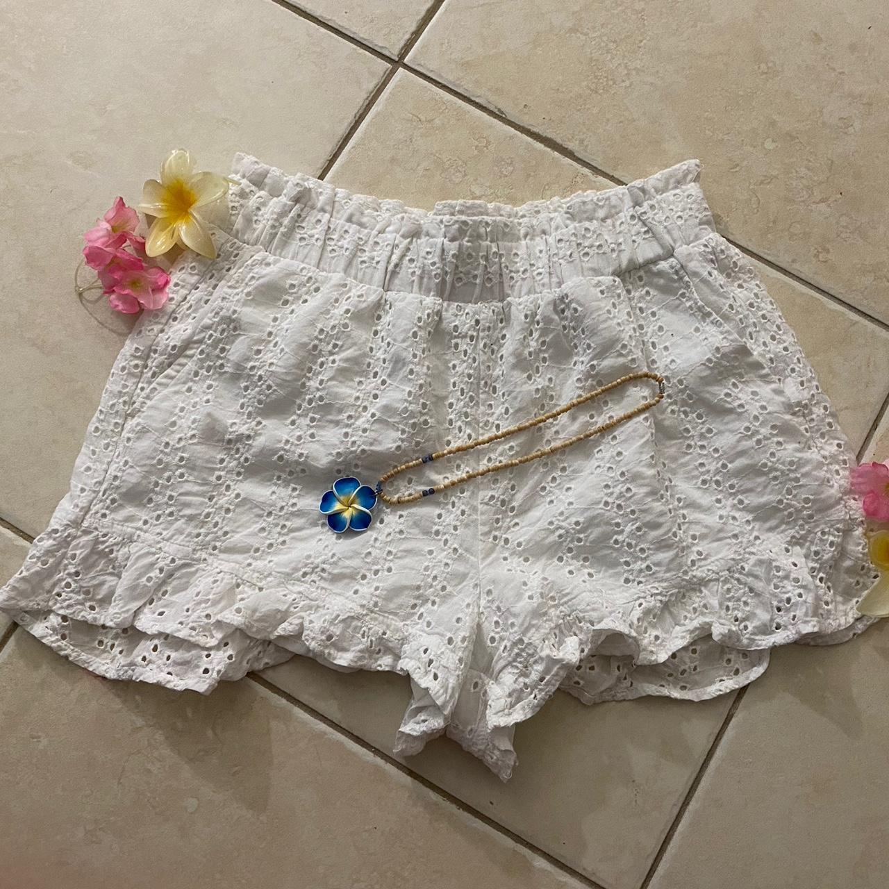 item listed by tikkiland