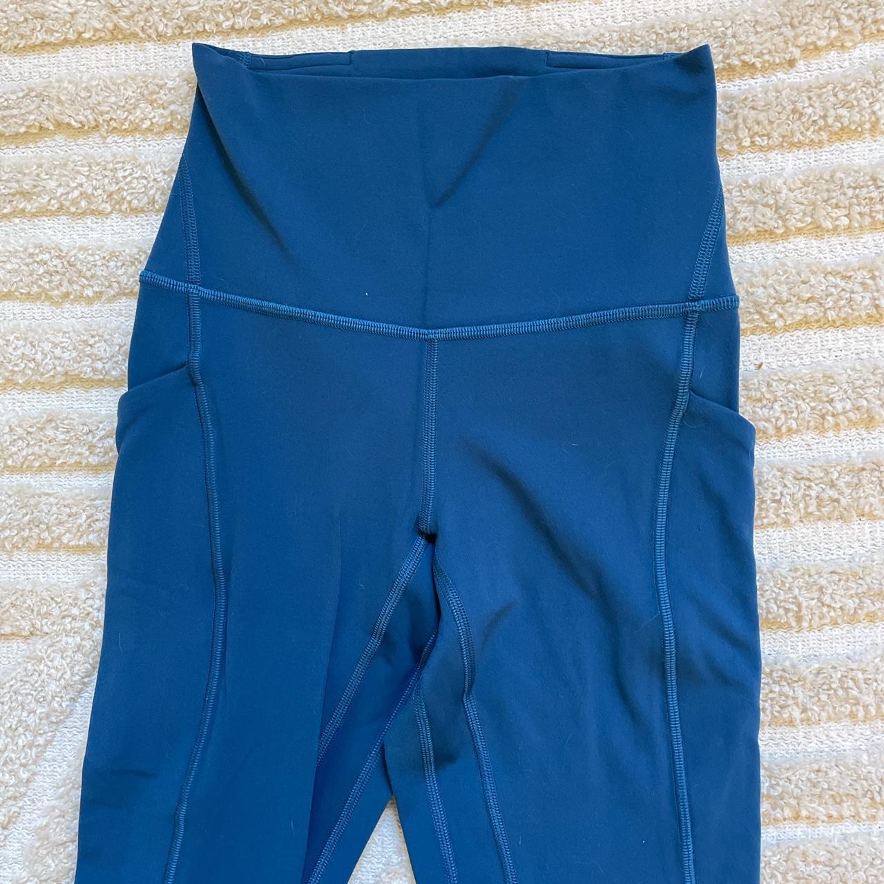 Lululemon Women's Blue Leggings | Depop