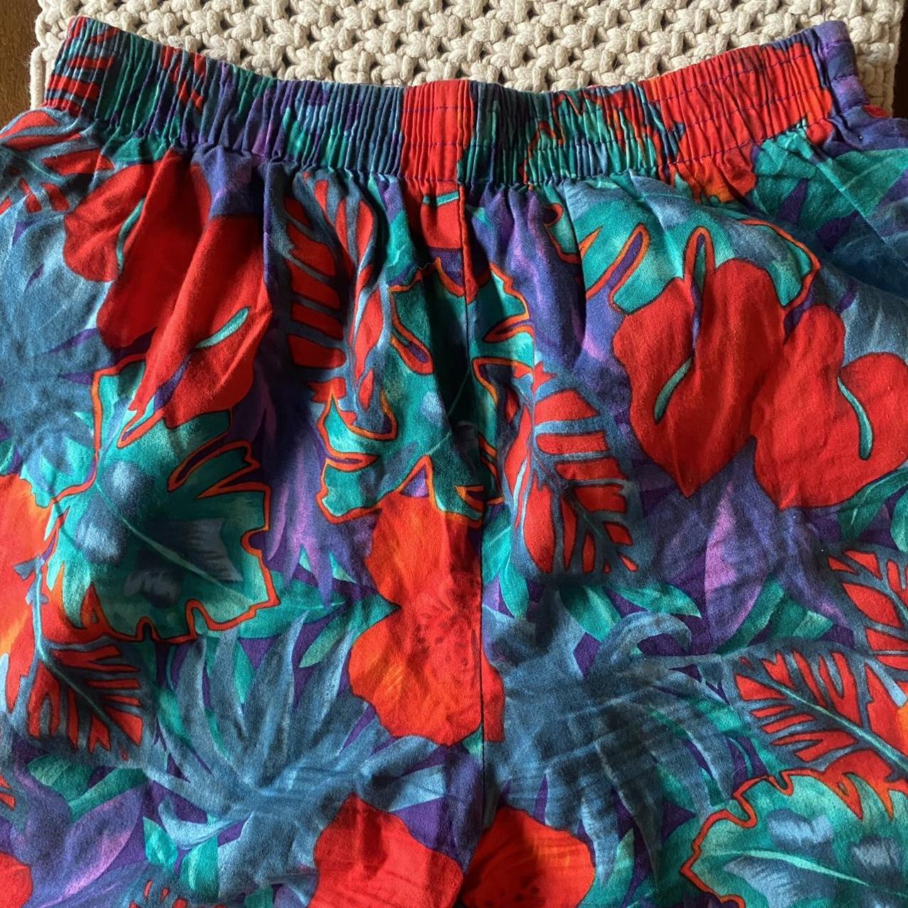 Hilo Hattie Hawaii 90’s High Waisted Vintage Floral... - Depop