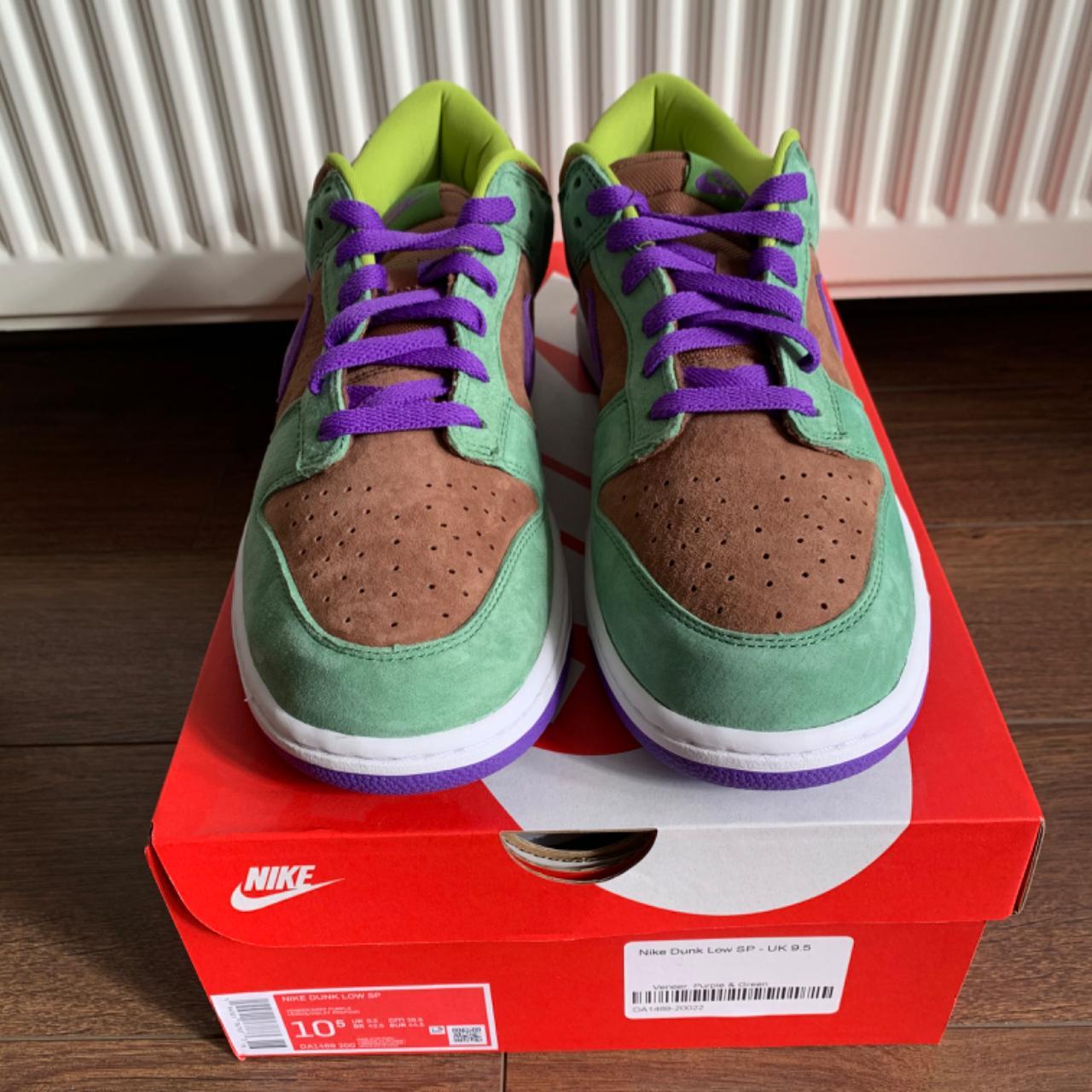 Nike Men's Brown and Green Trainers | Depop