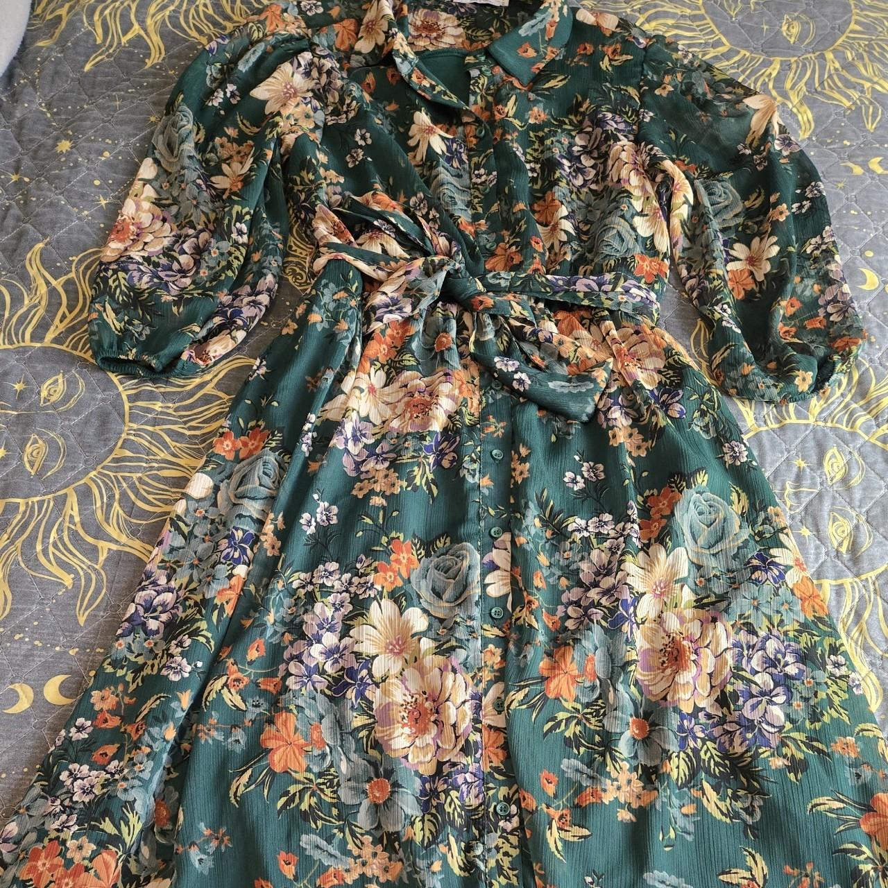 item listed by heartrockscloset