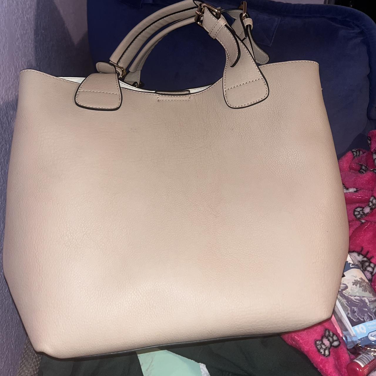 item listed by cattvity