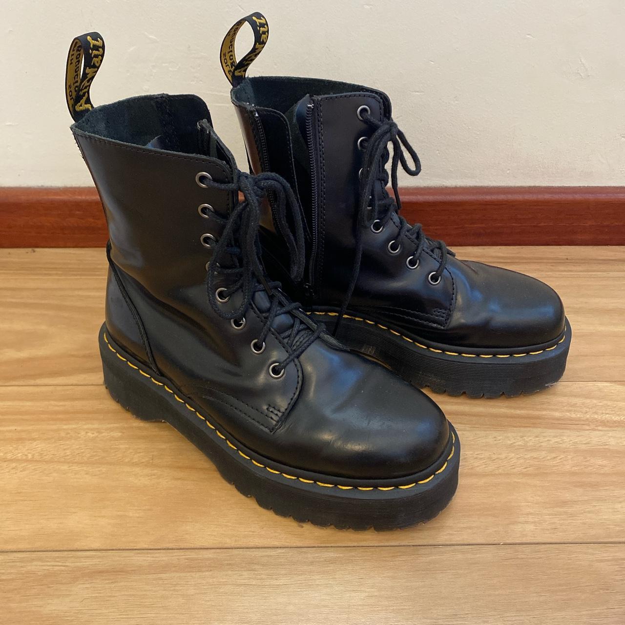jadon dr martens size 4
